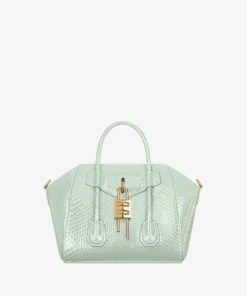 Thesaffronstitch.shop011d0047f9 4